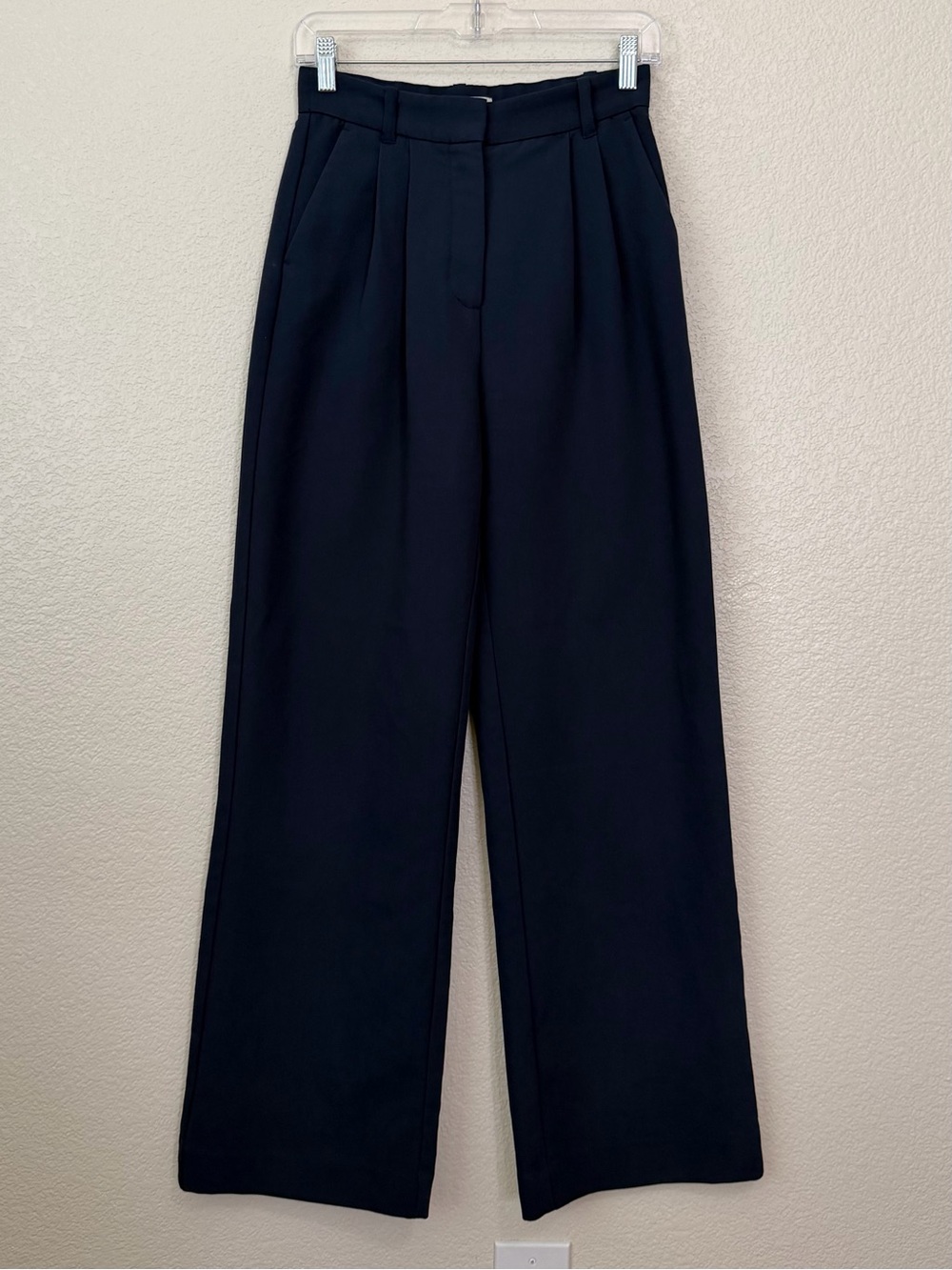 Abercrombie & Fitch Navy Blue High-Rise Wide Leg Trouser Pants, Size 26